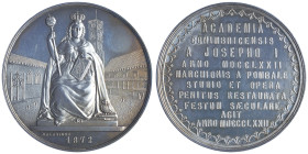 Médaille en argent, 1872, commémoration du Centenaire de la Réforme de l'Université de Coimbra, par Molarinho, AG 82 g. 53 mm
Ref : Lamas 176.var Cons...