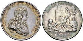 Louis XV, AR Médaille s.d. 

France. Louis XV (1715-1774). AR Médaille s.d. (51 mm, 61.79 g). Prix de l'Académie Royale de Painture et Sculpture. Pa...