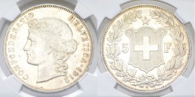 Schweiz, AR 5 Franken 1912, sehr selten 

 Schweiz, Eidgenossenschaft. AR 5 Franken 1912.
KM 34.

Sehr selten, nur 11'000 Exemplare geprägt. NGC ...