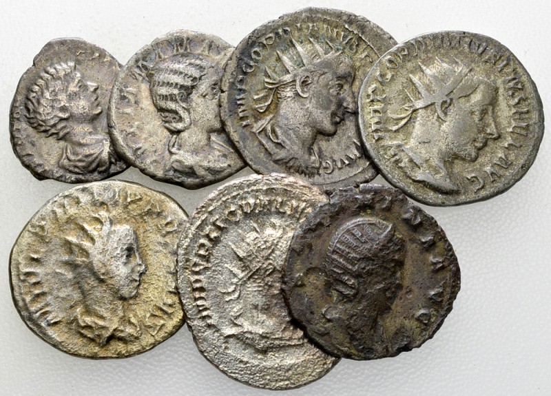 Lot of 7 Roman imperial silver coins 

Lot of 2 (two) Roman denarii and 5 (fiv...