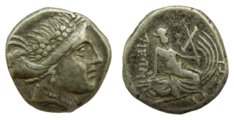 Histaia (Eubea, Grecia). Siglos III-I aC. Tetróbolo. 1,7 gr. AR. Anv: Cabeza fem...