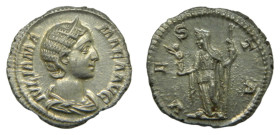 JULIA MAMAEA. Denario. 226 dC Roma. (Ric-360 Alejandro). (Bmcre-381). (Rsc-81). Anv: IVLIA MAMAEA AVG. Busto con diadema y drapeado a derecha. Rev: VE...