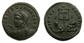 CRISPO, césar con Constantino I. 317-326 dC. Follis. Siscia (Croacia). RIC 113 (R3). 3,6 gr. AE. Anv: IVL CRISPVS NOB CAES. Rev: VIRTVS EXERCIT - VOT ...