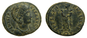 FAUSTA, esposa de Constantino I. 307-326 dC. Follis. Roma. RIC 294 (R3). 2,8 gr. AE. Anv: FL MAX FAVSTA AVG. Rev: SPES REIPVBLICAE.
MBC