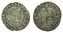 Henry VIII (1509-47), Silver Groat. Tower mint. AR. 2,43gr. 3rd coinage. Great portrait.
MBC+/MBC-