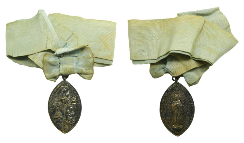 Medalla de la Congregación Mariana. Anv: ADJUTOR ET PROTECTOR PACTUS EST MIHI. T...