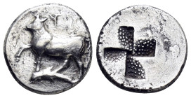 THRACE. Byzantion.(Circa 387/6-340 BC). Drachm.

Obv : Bull standing left on dolphin left, raising foreleg.

Rev : Granulated quadripartite incuse squ...