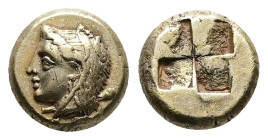 Ionia, Phokaia. EL Hekte, 2.52 g 10.23 mm. Circa 387-326 BC.
Obv: Head of Omphale left, wearing lion skin and with club over shoulder; below, small se...