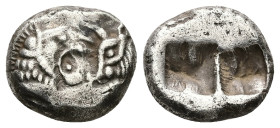 Kings of Lydia, Sardes. Kroisos. AR Half Stater, 5.24 g 15.94 mm. Circa 564/53-550/39 BC.
Obv: Confronted foreparts of lion and bull.
Rev: Two incus...