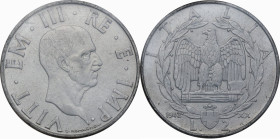 Vittorio Emanuele III (1900-1943). 2 lire 1942 A. XX. Pag. 761; MIR (Savoia) 1144i. AC. 28.00 mm. RR. Perizia La Numismatica (qSPL). Colpetti al cigli...