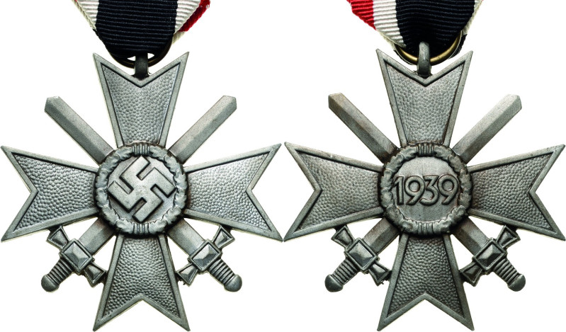 Orden des Dritten Reiches
Kriegsverdienstkreuz 2. Klasse mit Schwertern Verlieh...