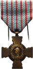 Ausländische Orden und Ehrenzeichen Frankreich
Kreuz für Kämpfer Gestiftet 1930. Am Band, mit Schachtel, Typ I. Bronze, 41 x 36 mm, 17,77 g Barac 438...