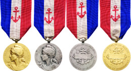 Ausländische Orden und Ehrenzeichen Frankreich
Medaille des Ministeriums der Marine "Für Mut und Hingabe" am Band, Bronze, vergoldet. 27 mm, 11,62 g....