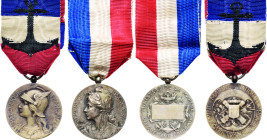 Ausländische Orden und Ehrenzeichen Frankreich
Medaille des Ministeriums der Marine Medaille des Ministeriums der Marine "DEVOUEMENT ÉPIDÉMIE" am Ban...