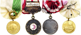 Ausländische Orden und Ehrenzeichen Osmanisches Reich/Türkei
Spange mit 2 Auszeichnungen Medaille "Marinefond" 1912. Bronze, vergoldet, 25 mm. Medail...