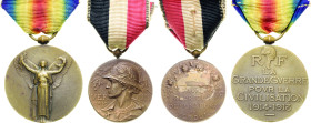 Lots
Lot-2 Stück Frankreich. Siegesmedaille 1914-1918 am Band, Bronze, Durchmesser 35 mm, 21,37 g. Medaille "Verdun 1916". Am unrichtigen Band, Bronz...