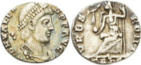Kaiserzeit
Valens 364-378 Siliqua 364/367, Trier Brustbild mit Juwelendiadem nach rechts, D N VALEN-S P F AVG / Roma sitzt nach links mit Victoriola,...