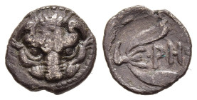 BRUTTIUM. Rhegion. Litra (Circa 415-387 BC). 

Obv: Facing lion-head.
Rev: PH between two leaves of olive-sprig; dotted border.

Herzfelder pl. XI, J;...