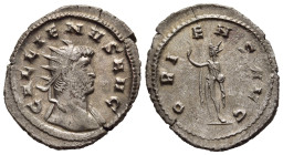 GALLIENUS (253-268). Antoninianus. Mediolanum.

Obv: GALLIENVS AVG. 
Radiate head right.
Rev: ORIENS AVG. 
Sol standing left, right hand raised, left ...
