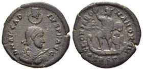 ARCADIUS (383-408). Ae Maiorina. Thessalonica.

Obv: D N ARCADIVS P F AVG.
Diademed, draped and cuirassed bust right, holding spear and shield; cro...