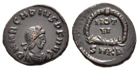 ARCADIUS (383-408). Ae Nummus. Cyzicus.

Obv: DN ARCADIVS P F AVG.
Diademed, draped and cuirassed bust right.
Rev: VOT V / SM K Δ.
Legend within ...