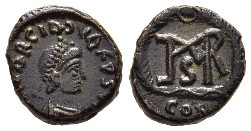 MARCIAN (450-457). Ae Nummus. Constantinople

Obv: D N MARCIA GVA F P SVN (=NV...