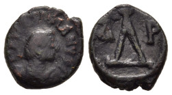 JUSTINIAN I (527-565). Ae 4 Nummi. Thessalonica. 

Obv: Diademed, draped and cuirassed bust right.
Rev: Large Δ flanked by A-P.

Sear 194.

Rare.

Con...
