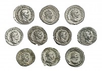 10 antoninianos diferentes ricos en plata: Gordiano III (2), Filipo I (2), Trajano Decio, Treboniano Galo (2), Volusiano, Valeriano I y Galieno. MBC+/...