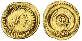 Tremissis. A/ Busto diademado y drapeado a der.. R/ Cruz latina patada dentro de corona, debajo: CONOB muy degenerado. AU. 1,39 g. BC+. Muy rara.
