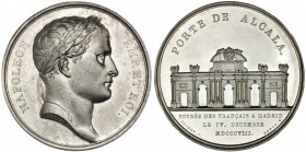 FRANCIA. Medalla conmemorativa de la entrada de los franceses en Madrid, IV de diciembre de 1808. A/ Grabador: Andrieu. R/ Grabador: Brenet. Diseñada ...