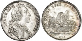 FRANCIA. Luis XV. Jetón en plata. 1745. R/ DECET ESSE PARENTEM, en el exergo: PARTIES CASUELLES. EBC.