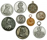 VATICANO. Lote de 9 medallas: Pío VI (2), Pío IX (3), Pío X y León XIII (3). Entre 26 y 50 mm. Cuatro en cobre y 5 en metal blanco o calamina. Tres co...