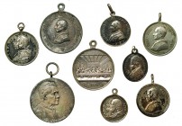 VATICANO. Lote de 9 medallas: Pío IX, León XIII (7) y Pío X. AR 25 a 40 mm. Todas con su anilla. MBC+/EBC.