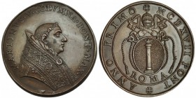 VATICANO. Medalla de restitución. Martin V. Realizada por Girolamo Paladino hacia 1664. Bronce 40 mm. R/ MCDXVII PONT ANNO PRIMO. EBC+. Rara.