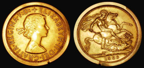 Sovereign 1966 Marsh 304, S.4125, EF set in a 9 carat gold mount total weight 9.17 grammes
Estimate: GBP 340 - 440