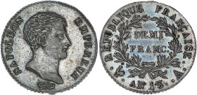 Napoléon Empereur - Demi Franc An 13 A (Paris)

Argent - 2,51 grs - 18 mm
F.174-10 / G.395
SUP-

Très bel exemplaire anciennement nettoyé et recouvert...