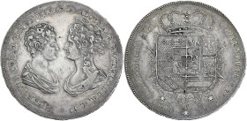 Italie, Royaume d'Etrurie, Charles Louis Ier et Marie-Louise de Bourbon - 10 paoli 1807 (Florence)

Argent - 27,28 grs - 41 mm
Mont.247
TTB+

Type ass...