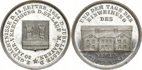 BAYERN
Maximilian II., 1848 - 1864. Medaille 1856. 50 Jahre Vereinigung des Staffellaufs und zur Einweihung des neuen Schulhauses. Zinn. 27 mm.4,68 g...