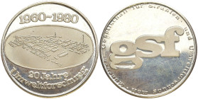 Medaille 1960-1980. Deutsches Forschungszentrum für Gesundheit und Umwelt. 30 mm. 12,06 g. Min. Kratzer, PP (PROOF)