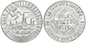 DRITTES REICH
 Medaille 1935. "Die Saar für Hitler Deutschland". 23 mm. 1,14 g. Sehr schön-vorzüglich