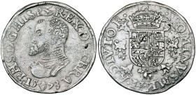 BRABANT, Duché, Philippe II (1555-1598), AR demi-écu Philippe, 1573, Anvers. D/ B. cuir. à g. R/ Ecu couronné sur une croix de Bourgogne, entre deux b...