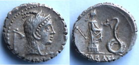Repubblica Romana. Gens Roscia. L. Roscius Fabatus. 64 a.C. Denario. Ag. D/ L ROSCI (Lucii Roscii) Testa di Giunone Lanuvia verso destra, dietro un si...
