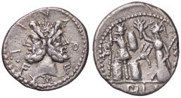 ROMANE REPUBBLICANE - FURIA - M. Furius L. f. Philus (119 a.C.) - Denario B. 18; Cr. 281/1 (AG g. 3,85) 
qSPL/BB+