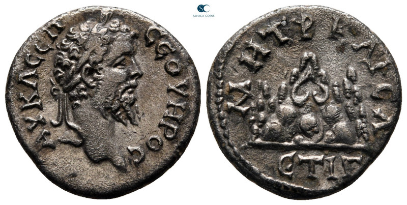 Cappadocia. Caesarea. Septimius Severus AD 193-211. 
Drachm AR

18 mm, 3,03 g...