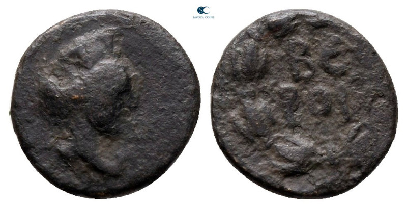 Phoenicia. Berytus. Pseudo-autonomous issue AD 100-200. 
Bronze Æ

11 mm, 0,6...