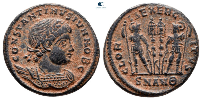 Constantine II, as Caesar AD 317-337. Antioch
Follis Æ

17 mm, 2,84 g



...