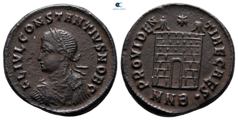 Constantius II, as Caesar AD 337-347. Nicomedia
Follis Æ

19 mm, 3,60 g


...