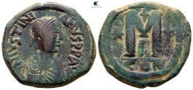 Justinian I AD 527-565. Constantinople. Follis or 40 Nummi Æ