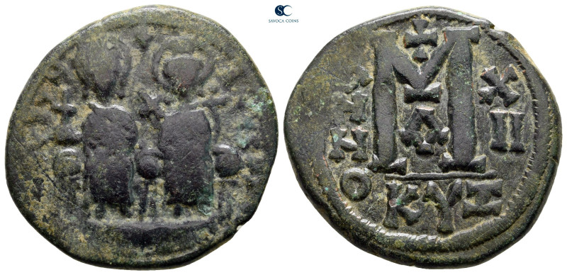 Justin II and Sophia AD 565-578. Cyzicus
Follis or 40 Nummi Æ

28 mm, 12,06 g...