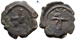 Phocas AD 602-610. Constantinople. Decanummium Æ